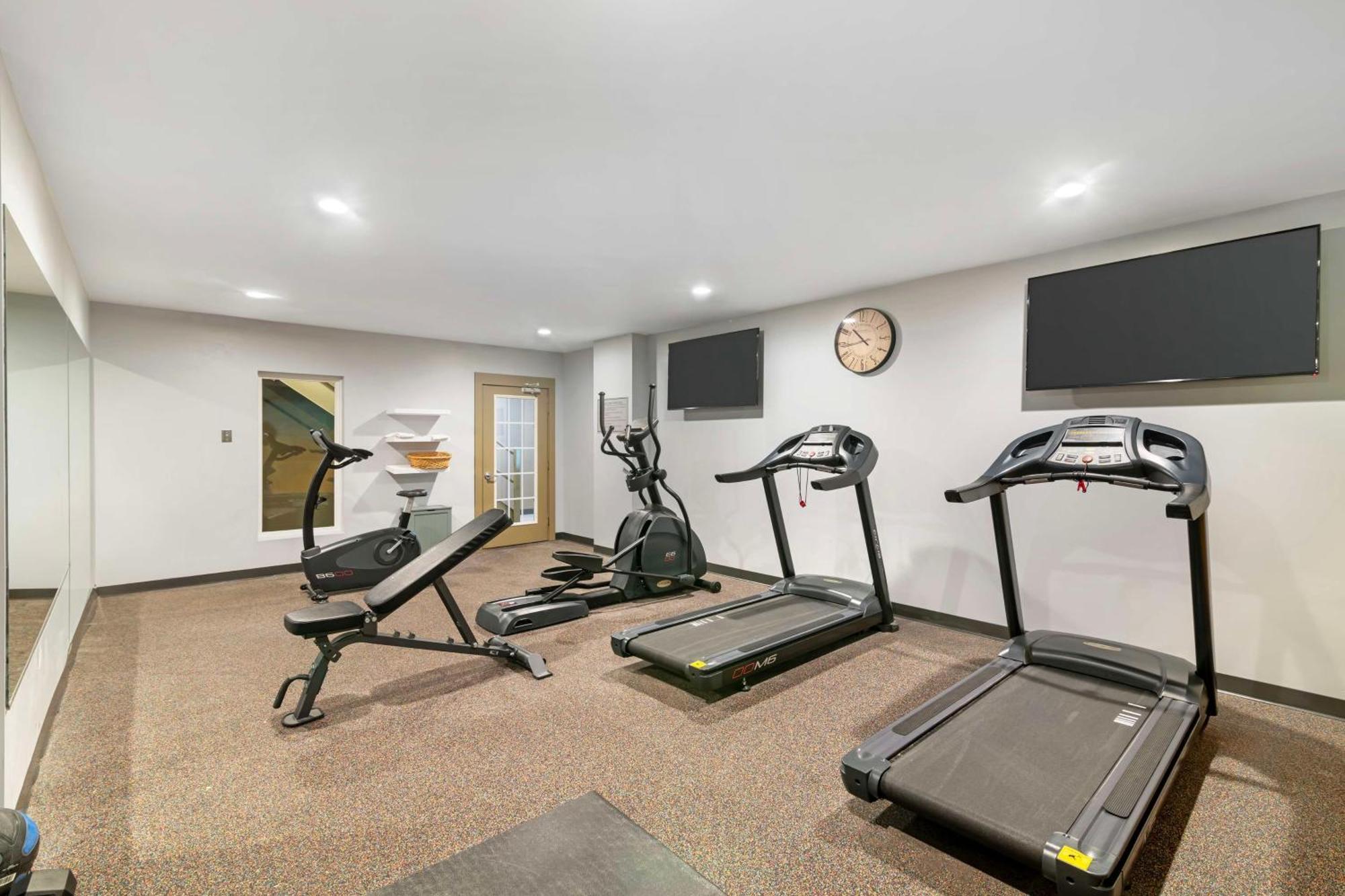 Best Western Plus Landmark Inn Laconia Luaran gambar
